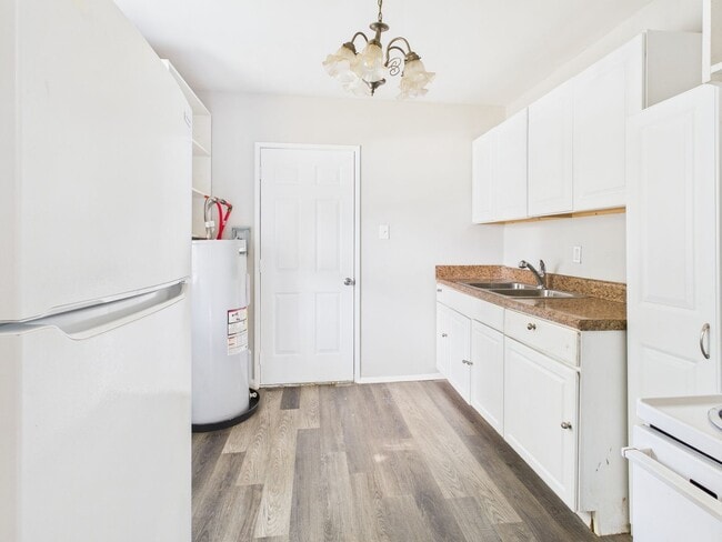 Photo - 2606 Redwood Ave