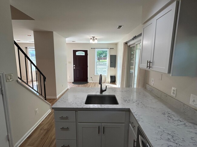 Photo - 6001 Rabbit Hill Ct