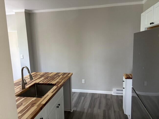 Photo - 350 S Scott Ave Unit 1