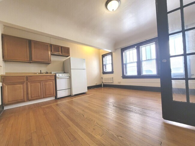 Photo - 1315 N Cass St