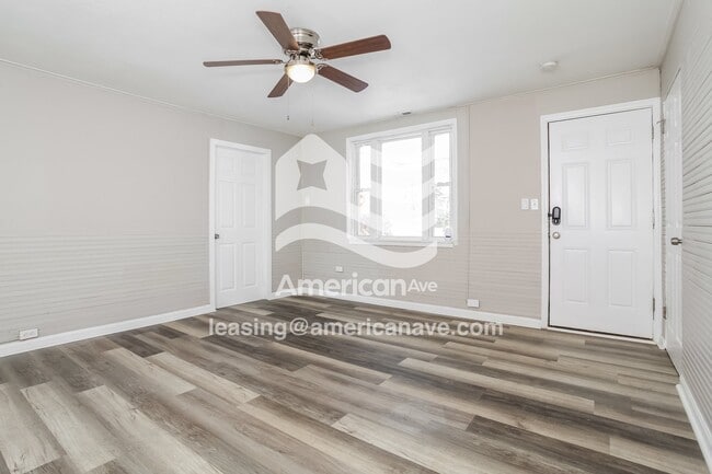 Photo - 1663 Hudepohl Ln