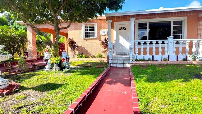 Building Photo - 3235 NW 80th Terrace