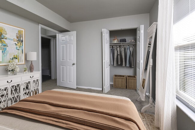 Chesapeake Pointe