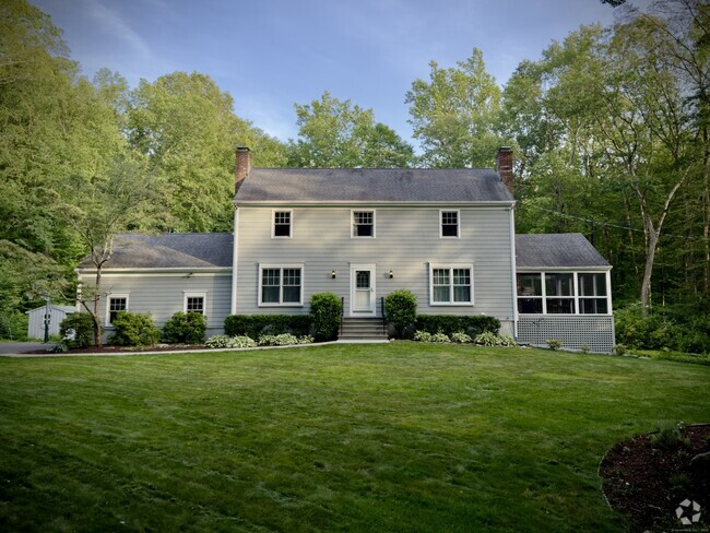 Building Photo - 161 Woods End Rd Rental