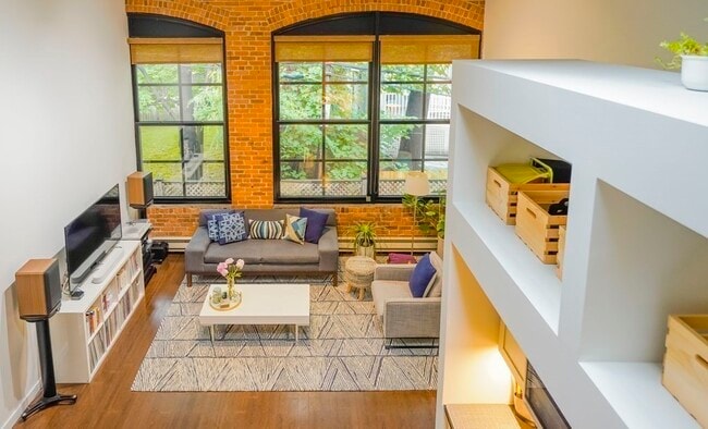 Photo - 1 Aberdeen Way