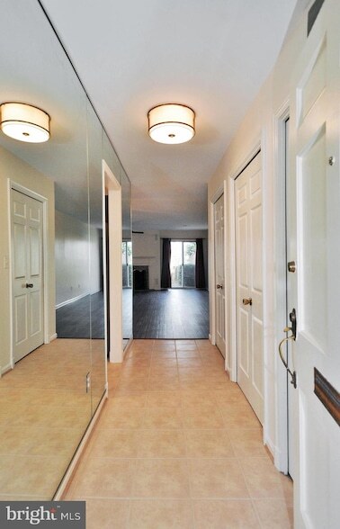 Photo - 4847 Sangamore Rd