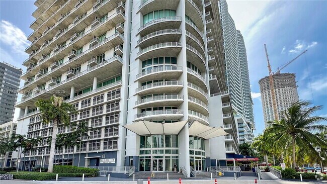 Building Photo - 690 SW 1st Ct Unit 1034 Rental