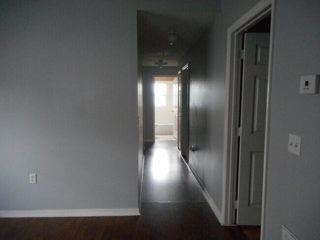 Photo - 8522 Rainbow Ave