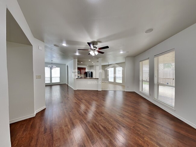 Photo - 15818 Shoreline Terrace Dr