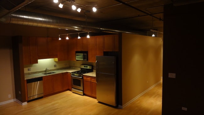 Photo - 1550 S Blue Island Ave Unit 9th floor