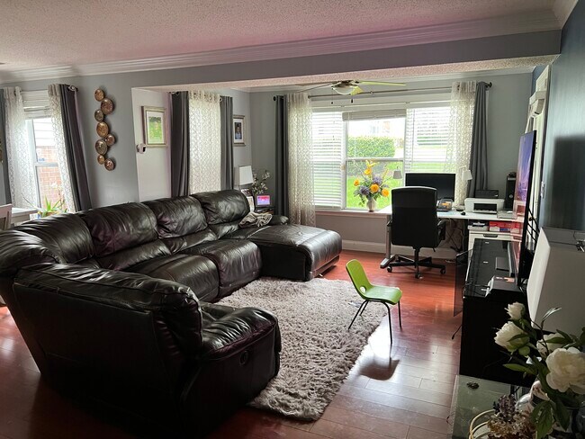 Photo - 14200 Valleyfield Dr Unit N/A