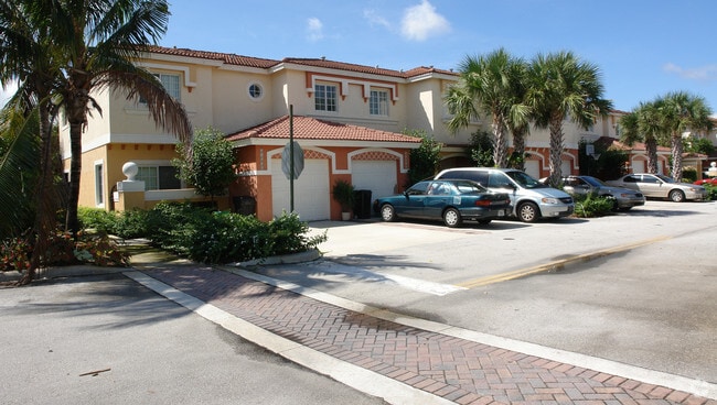 11036 W Sample Rd Apartments For Rent In Coral Springs Fl Forrent Com