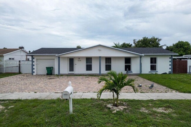 Building Photo - 15345 SW 104th Ave Rental