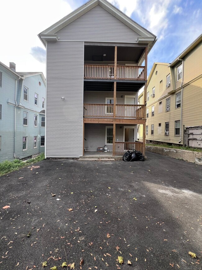 36 Vermont St Unidad 3 Floor