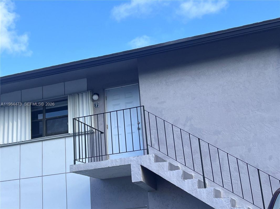 Photo - 13331 SW 17th Ln