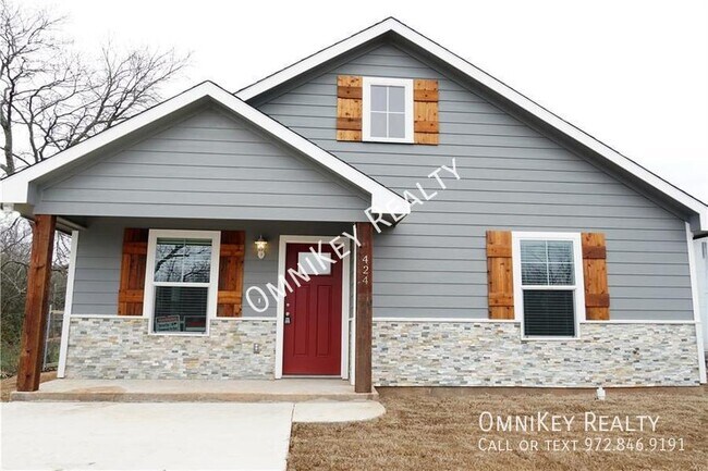 Building Photo - 424 E Nelson St