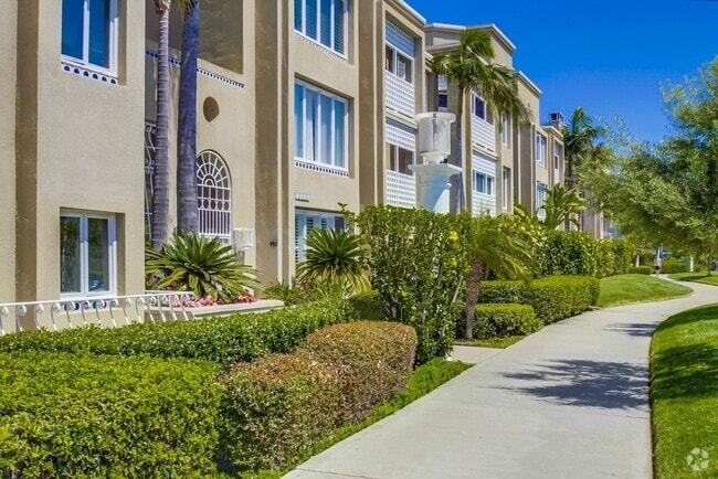 Building Photo - 1BR / 1BA University City Large Condo “887...