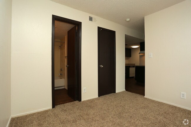 Union Point Apartments For Rent in Tulsa, OK