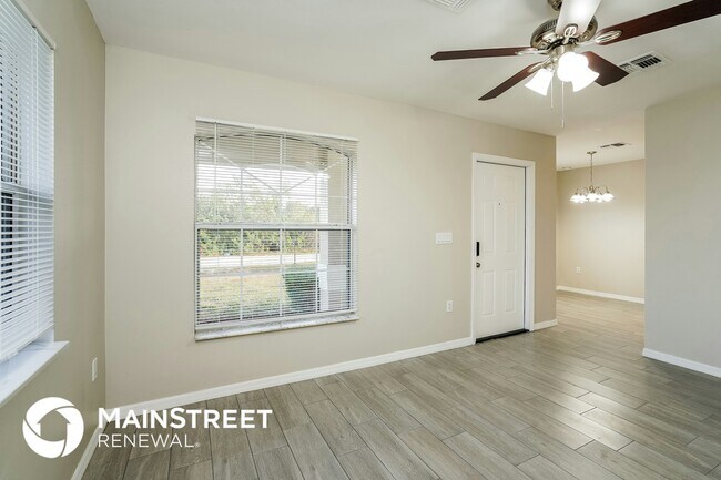 Photo - 3203 34th St SW