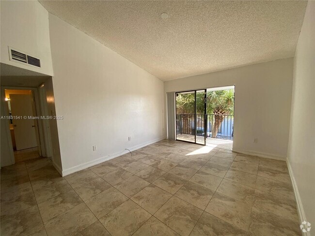 Building Photo - 7220 NW 179th St Unit 302 Rental