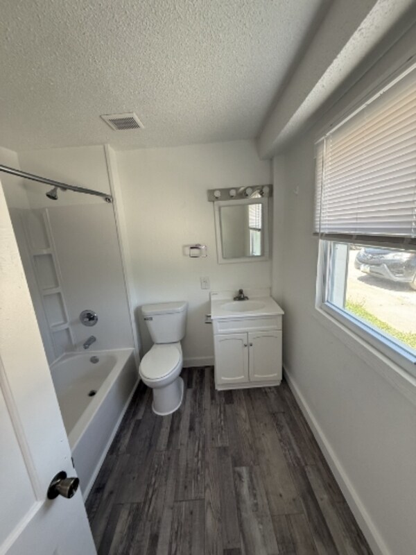 Photo - 420 Water St Rental
