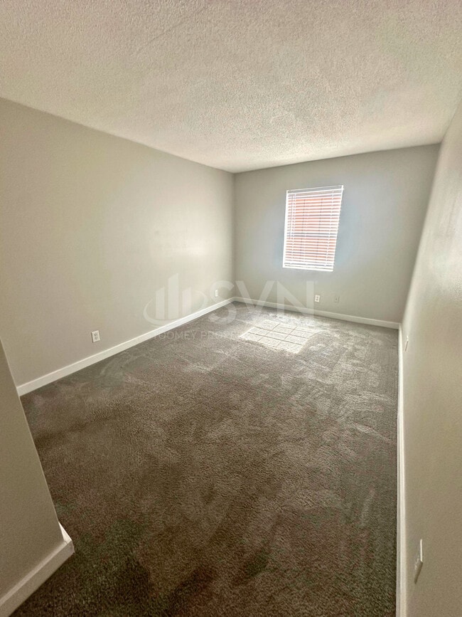 Photo - Shell Pointe Apartments
