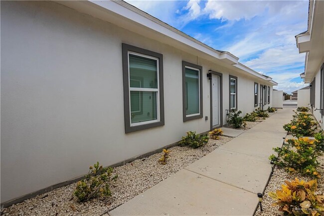 Photo - 24 W Sunset Valley St