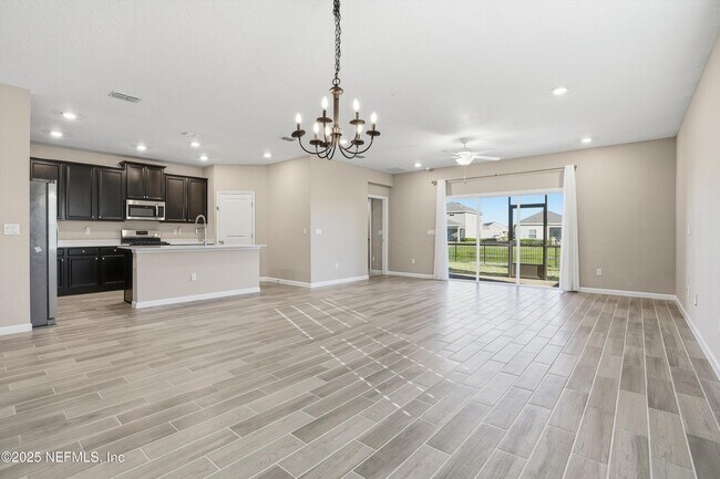 Photo - 1762 Amberly Dr