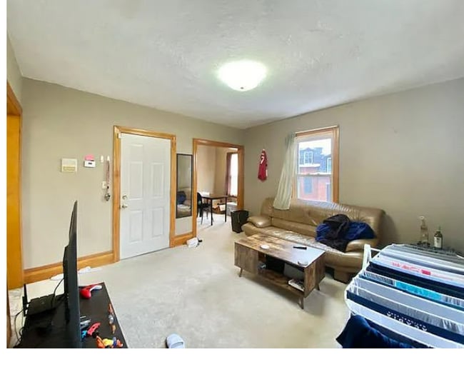 Photo - 137 Marcella St