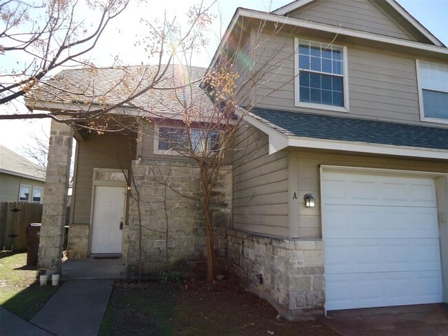 Building Photo - 2847 Southampton Way