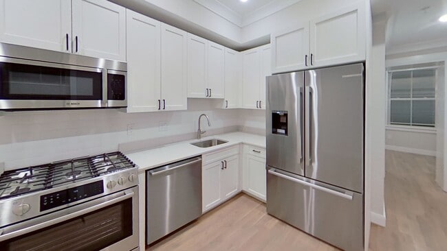 Photo - 47 Englewood Ave Apartment Unit 4