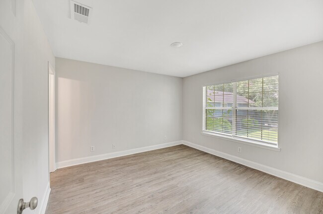 Photo - Ardens Place Apartments