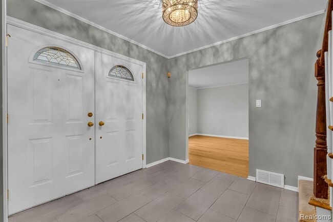 Photo - 17471 Evans St