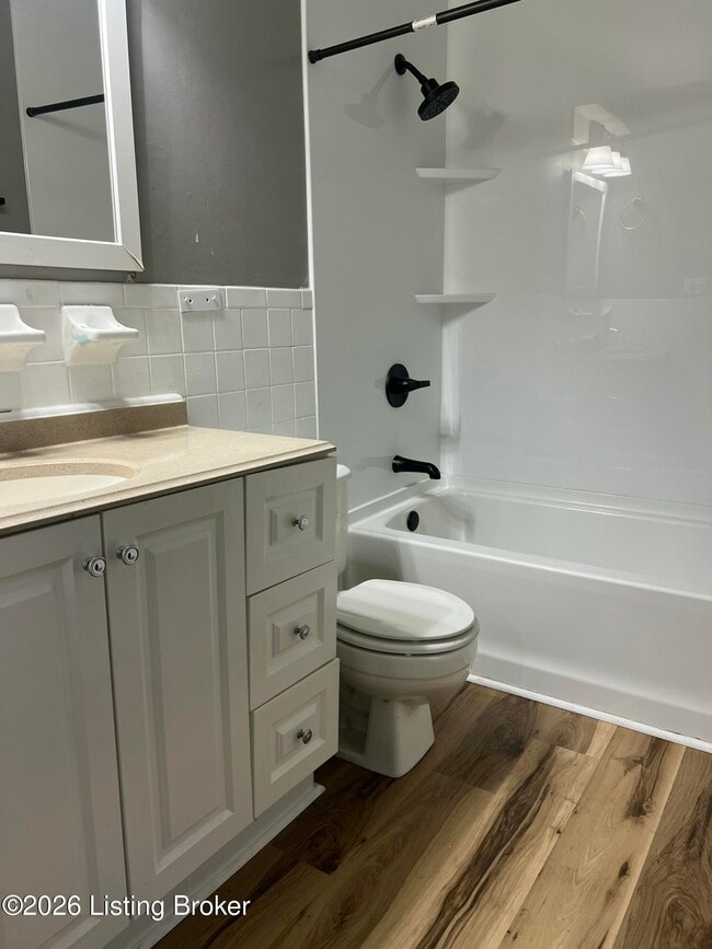 Photo - 616 Clairview Dr