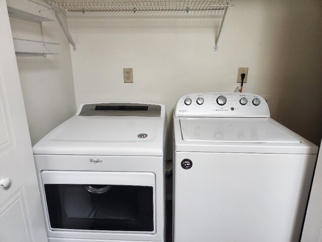 Photo - 910 Country Park Dr