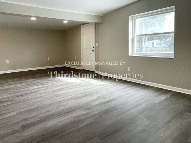 Photo - 10452 Pinehurst Dr