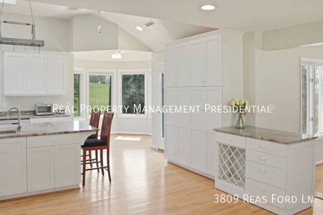 Photo - 3809 Reas Ford Ln