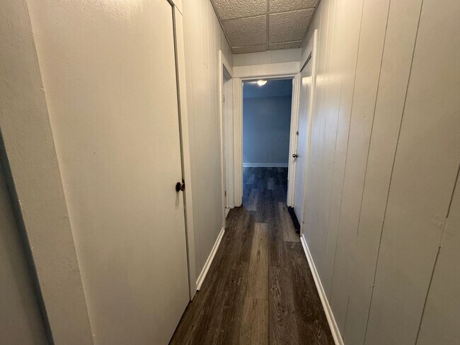2104 Glendale Ave Unidad 1st Floor