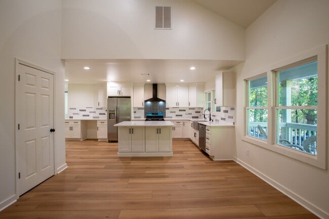 Photo - 1342 Carter Rd