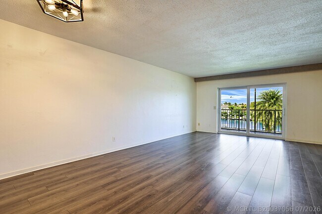 Photo - 230 N Federal Hwy Unit 305