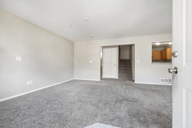 Photo - $1,840.95 - 2-bed/2.5-bath Townhome in Longmont Unidad O-5