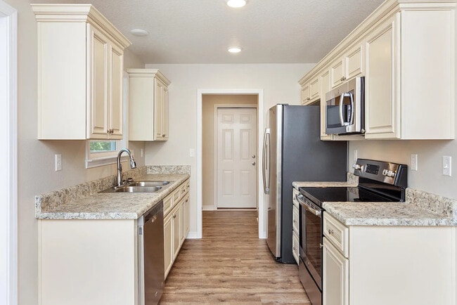 Photo - 907 Alabama St