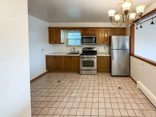 Photo - 14 Suburbia Ct Unit 1