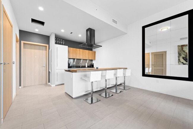 Photo - 1000 Brickell Plaza