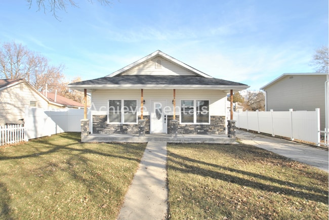 Building Photo - 47 S 2nd E