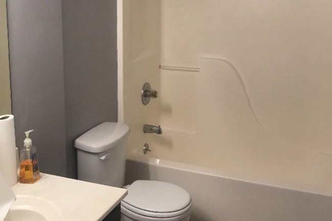 Photo - 305 Fletcher St Unidad 305