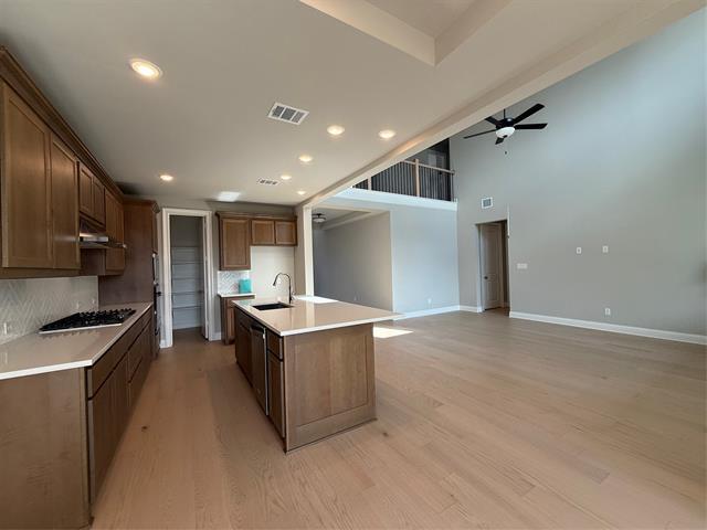 Photo - 2017 Montgomery Ln