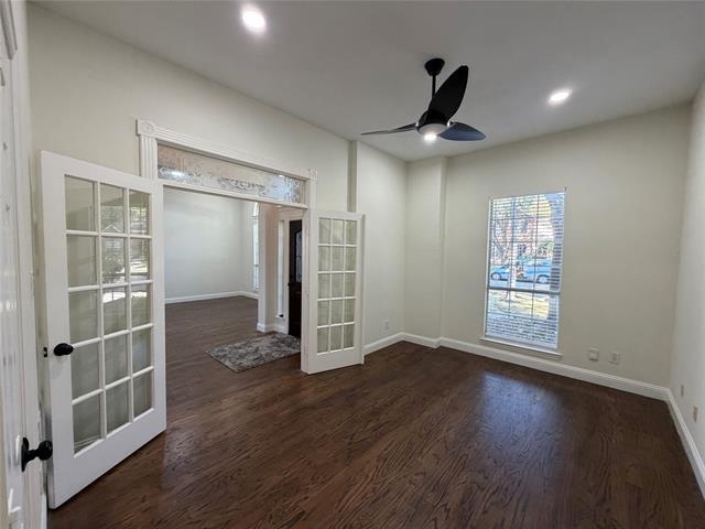 Photo - 5901 Louisville Dr