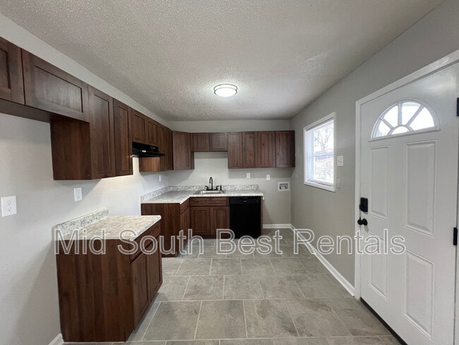 Photo - 1785 E Alcy Rd