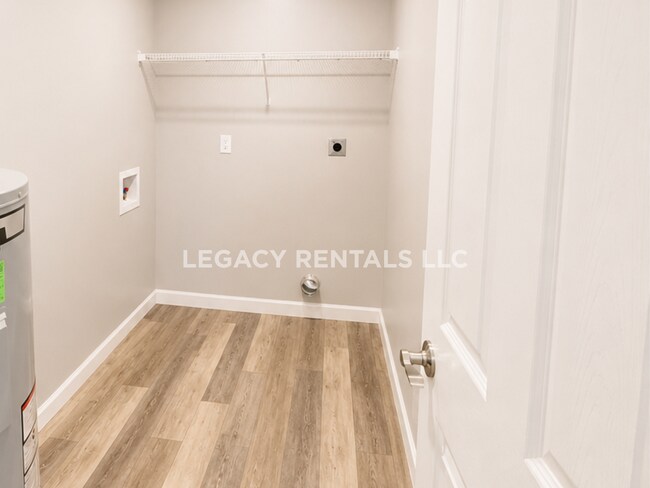 Photo - 240-242 Longwood Ln.